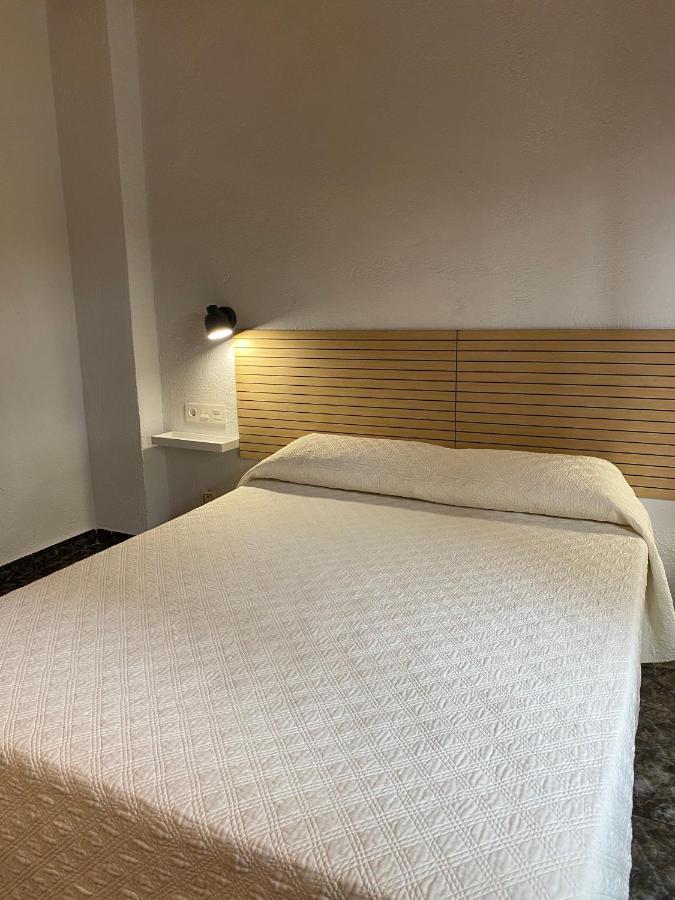 Hotel Rural Cal Amadeu Vilanova de Escornalbou Екстер'єр фото