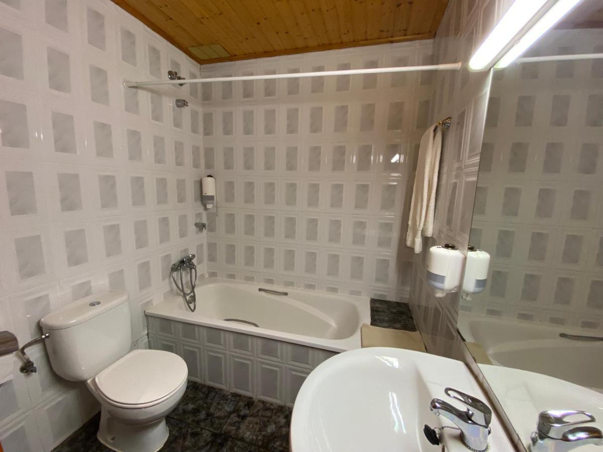 Hotel Rural Cal Amadeu Vilanova de Escornalbou Екстер'єр фото