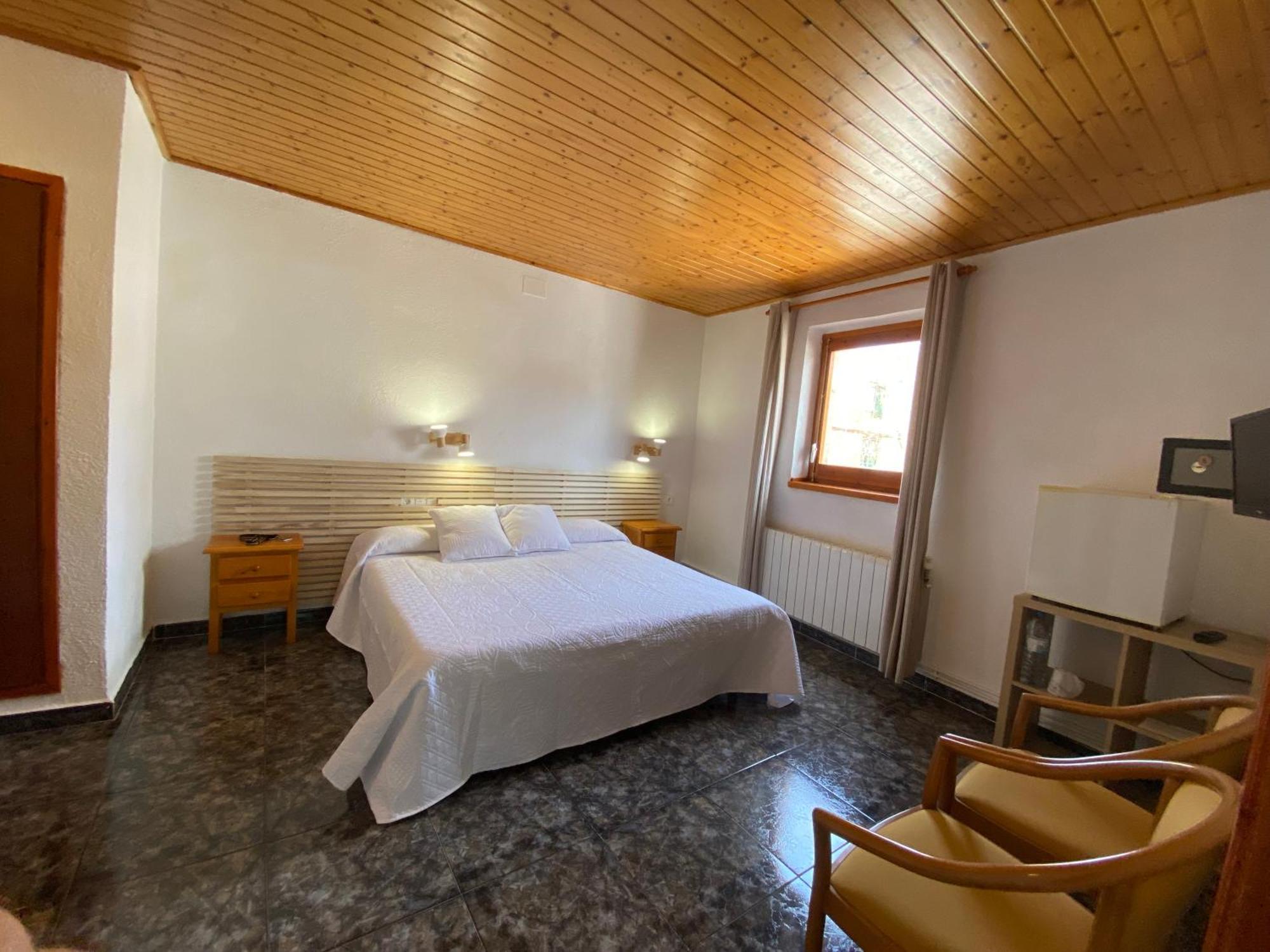 Hotel Rural Cal Amadeu Vilanova de Escornalbou Екстер'єр фото
